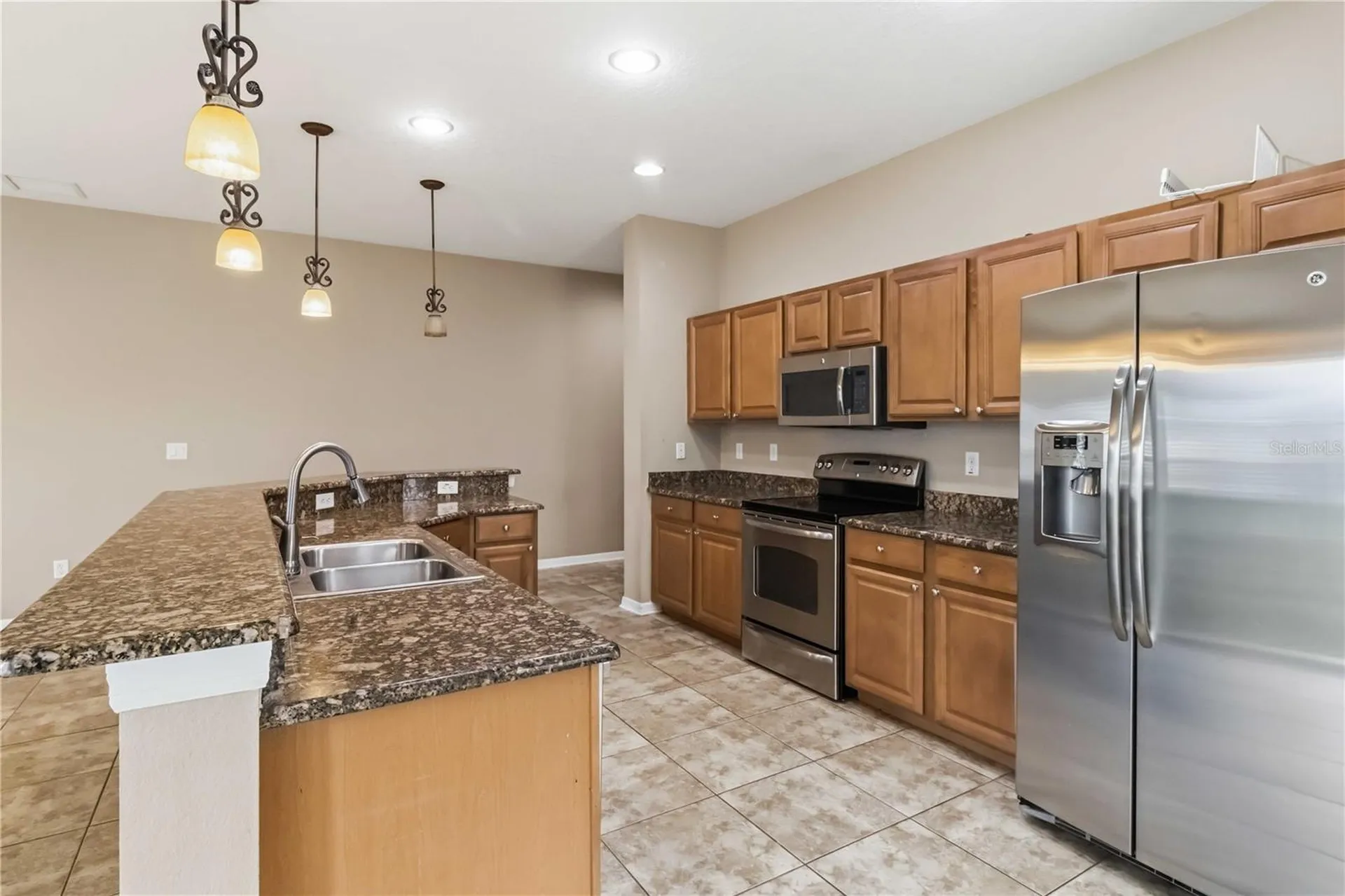 820 Parker Den Drive Ruskin FL 33570