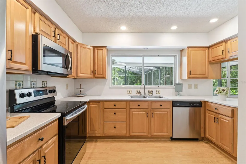 211 Hickory Drive Longwood FL 32779