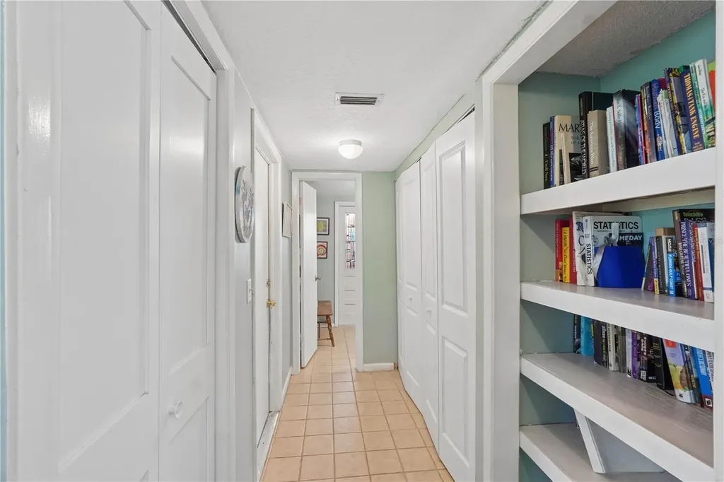 4712 Deerwalk Avenue Tampa FL 33624