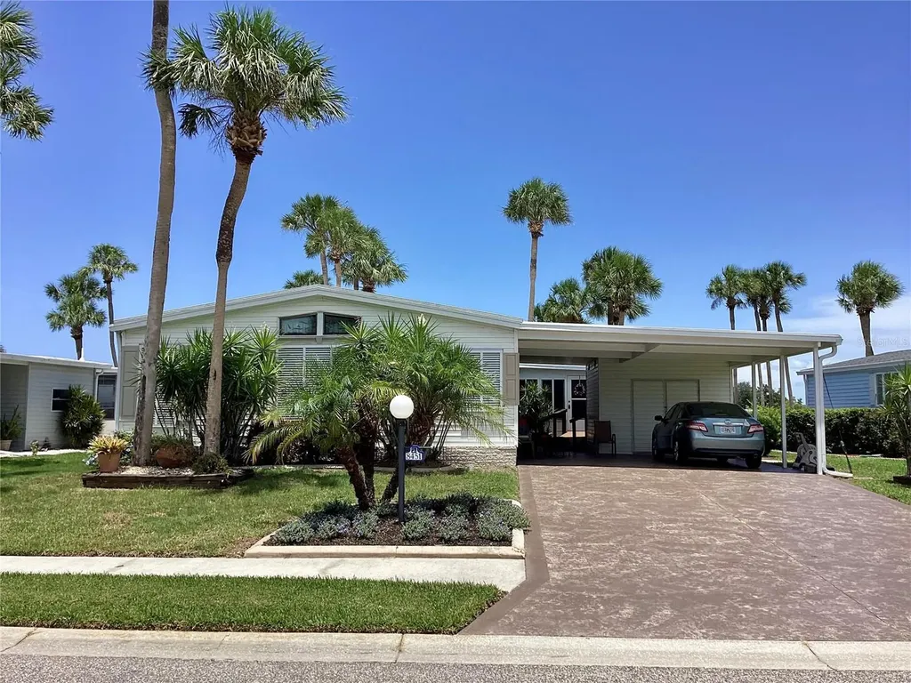 8451 Imperial Circle Palmetto FL 34221