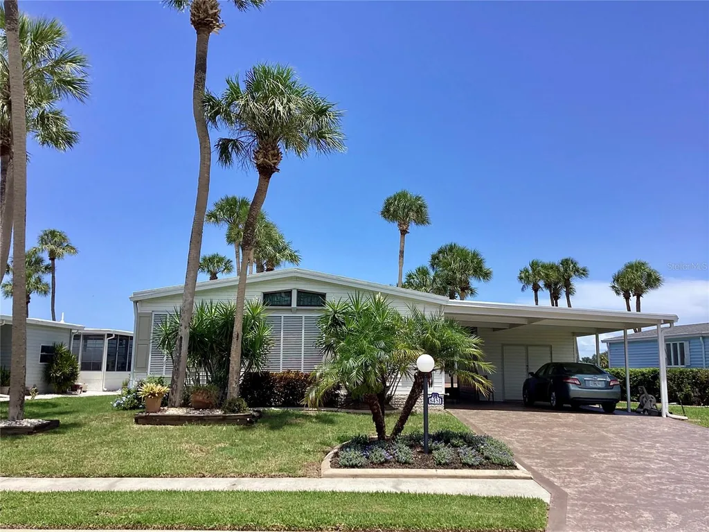 8451 Imperial Circle Palmetto FL 34221