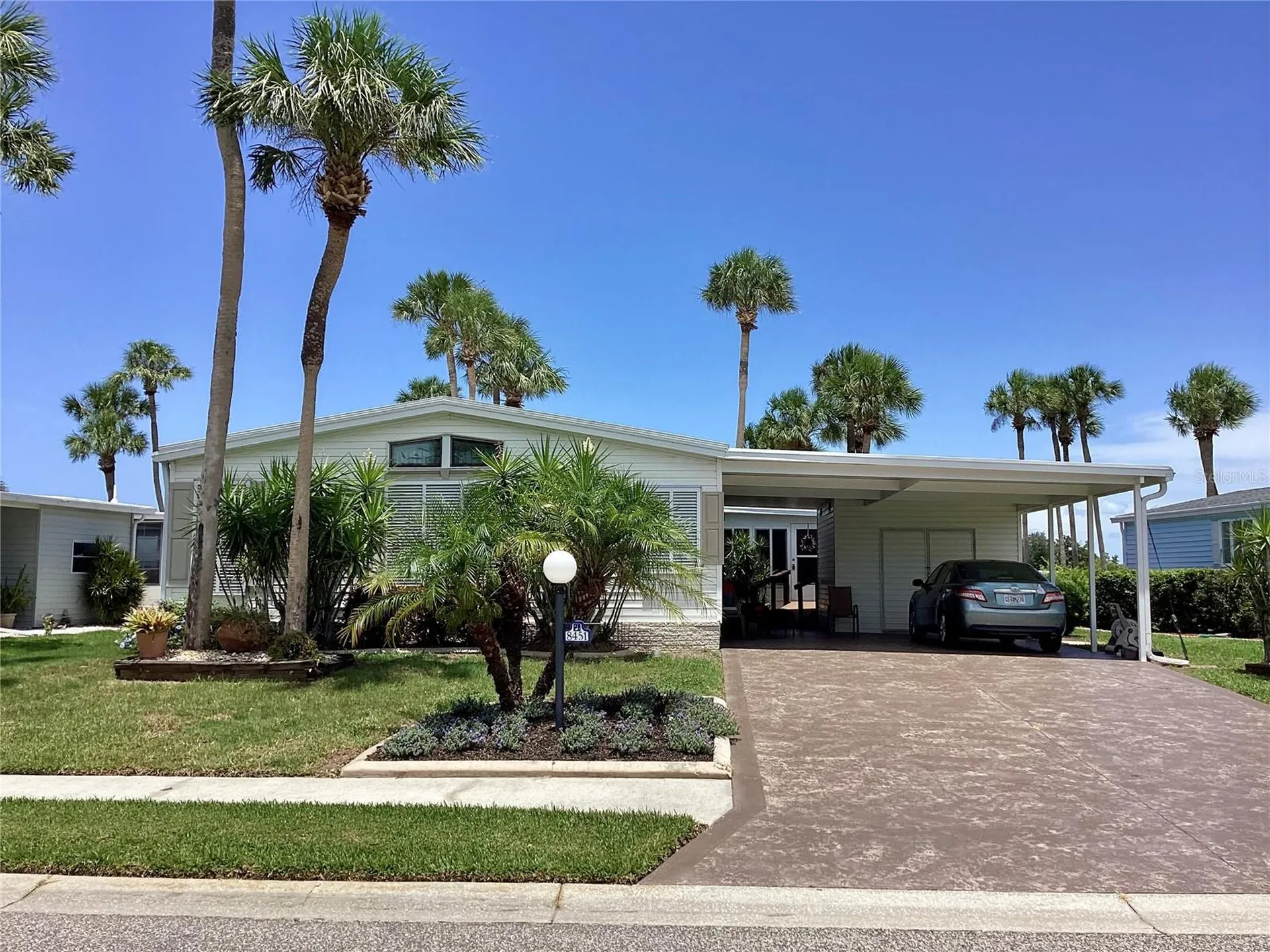 8451 Imperial Circle Palmetto FL 34221