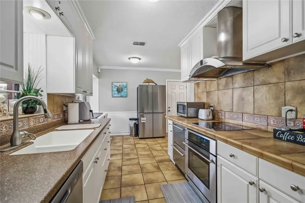 5720 24th Street Court W Bradenton FL 34207