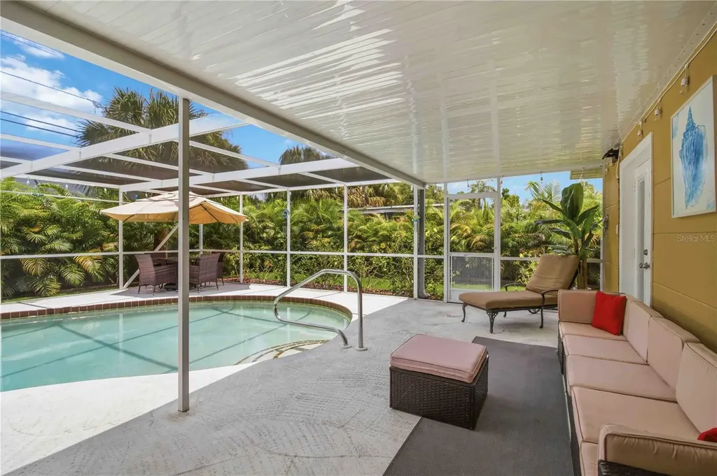 5720 24th Street Court W Bradenton FL 34207