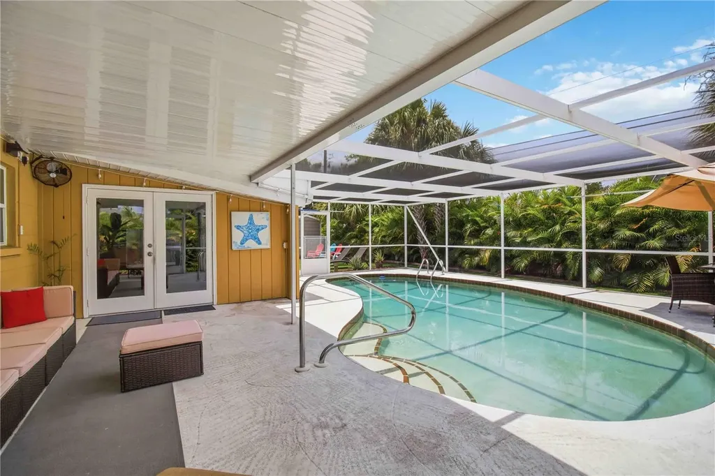 5720 24th Street Court W Bradenton FL 34207