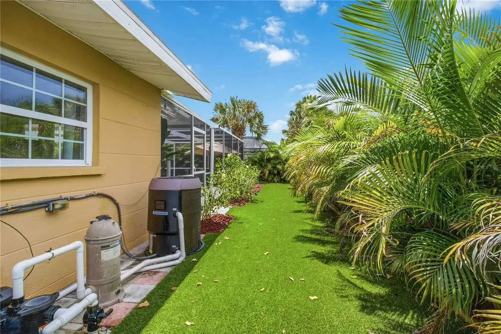 5720 24th Street Court W Bradenton FL 34207
