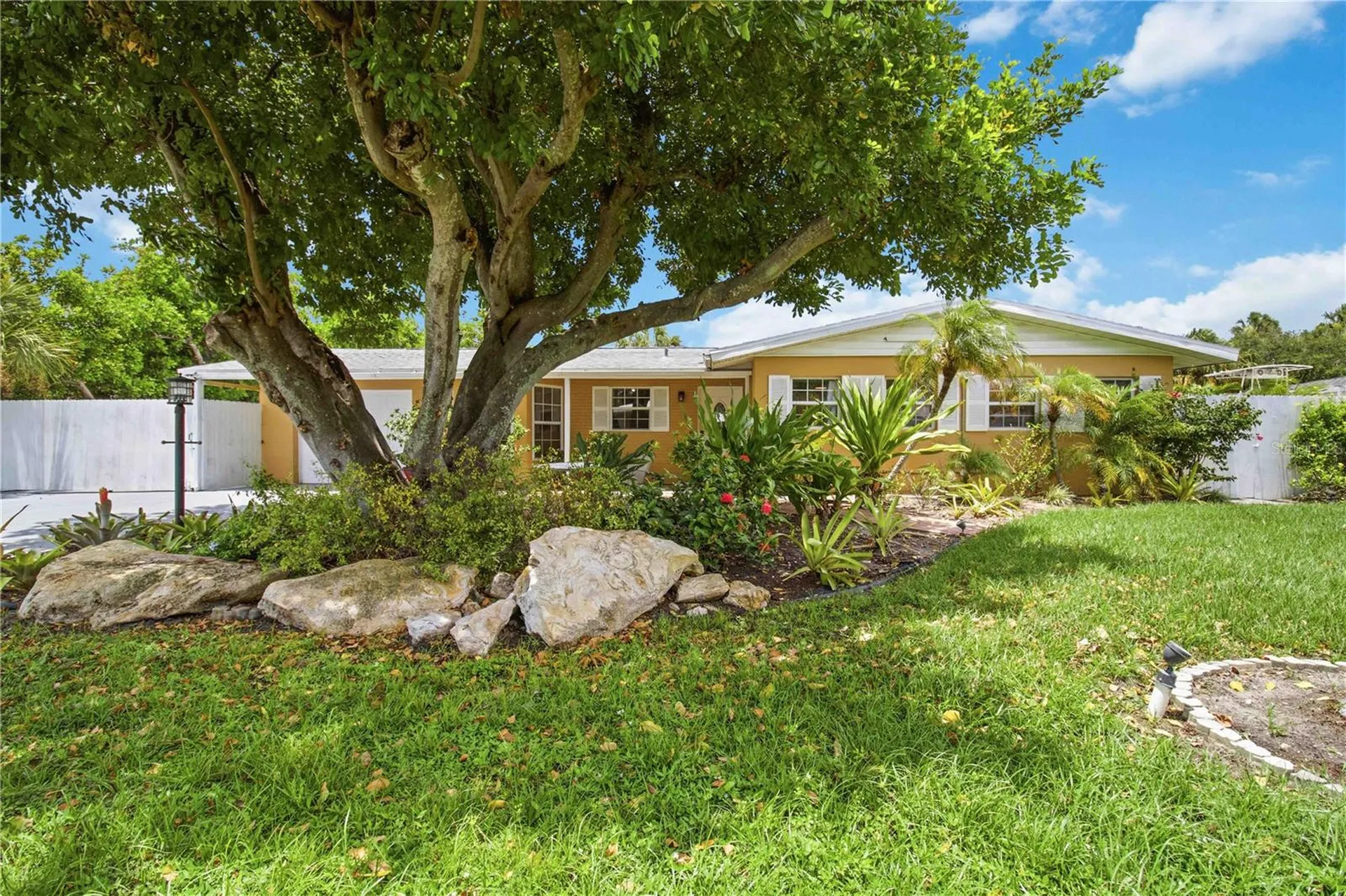 5720 24th Street Court W Bradenton FL 34207