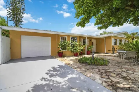 5720 24th Street Court W Bradenton FL 34207