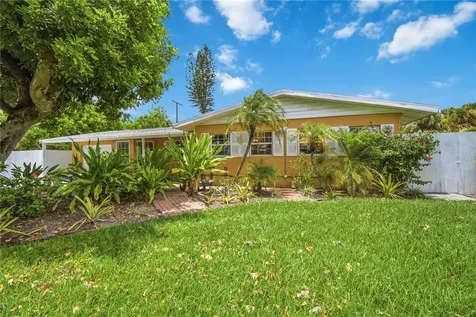 5720 24th Street Court W Bradenton FL 34207