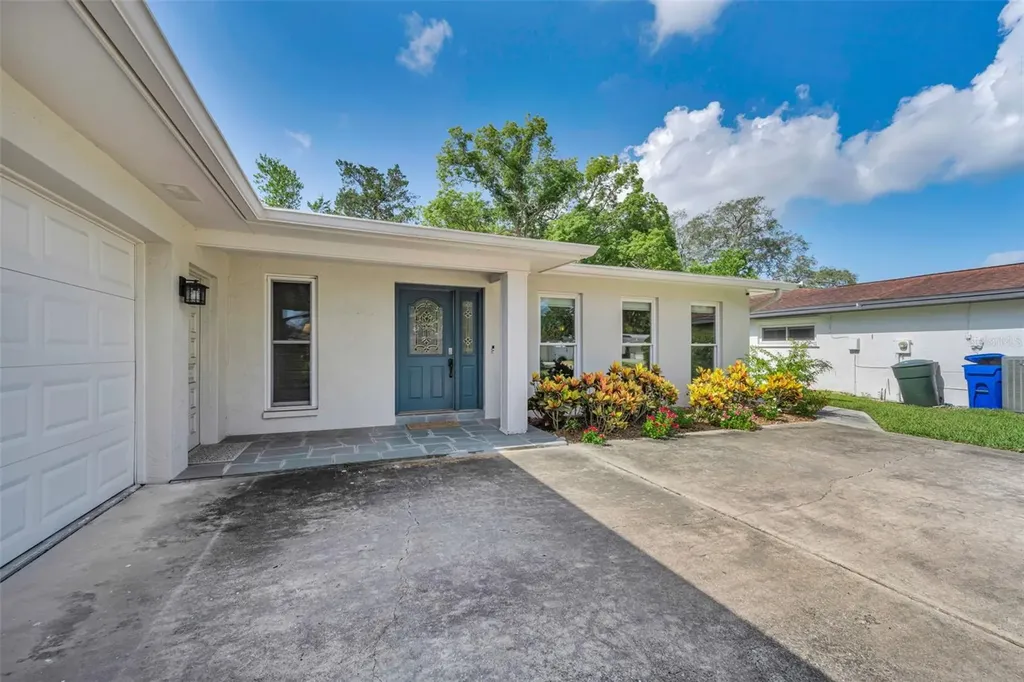 1541 Pleasant Grove Drive Dunedin FL 34698