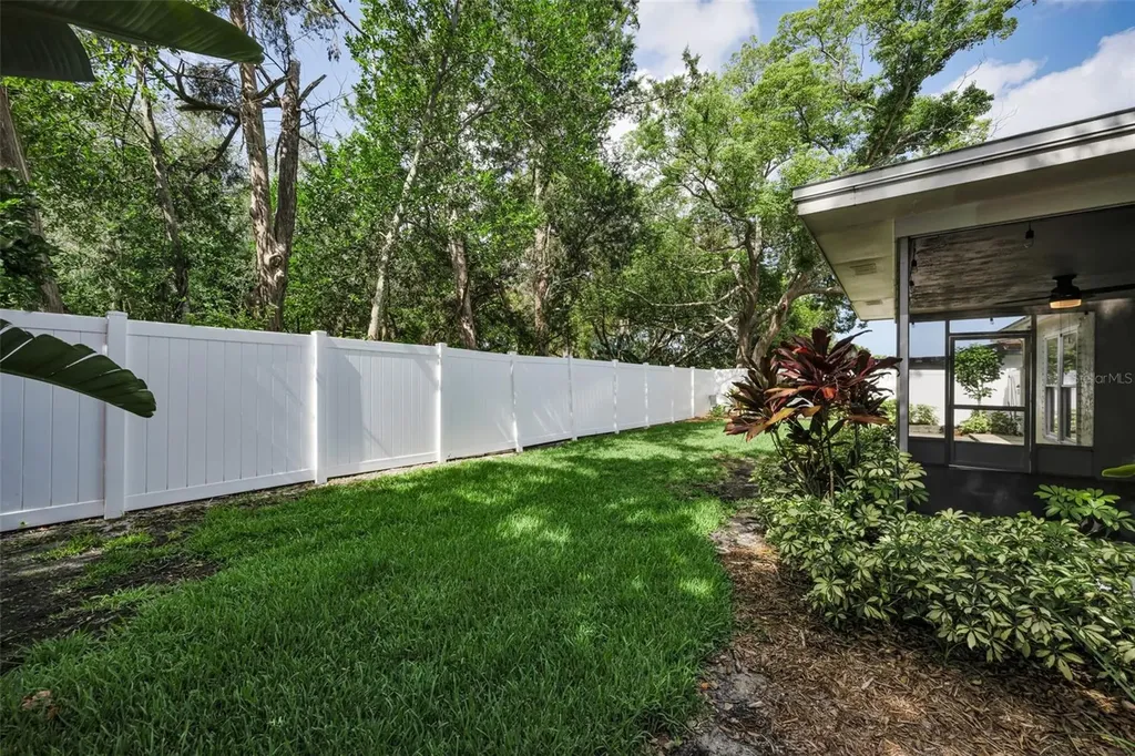 1541 Pleasant Grove Drive Dunedin FL 34698