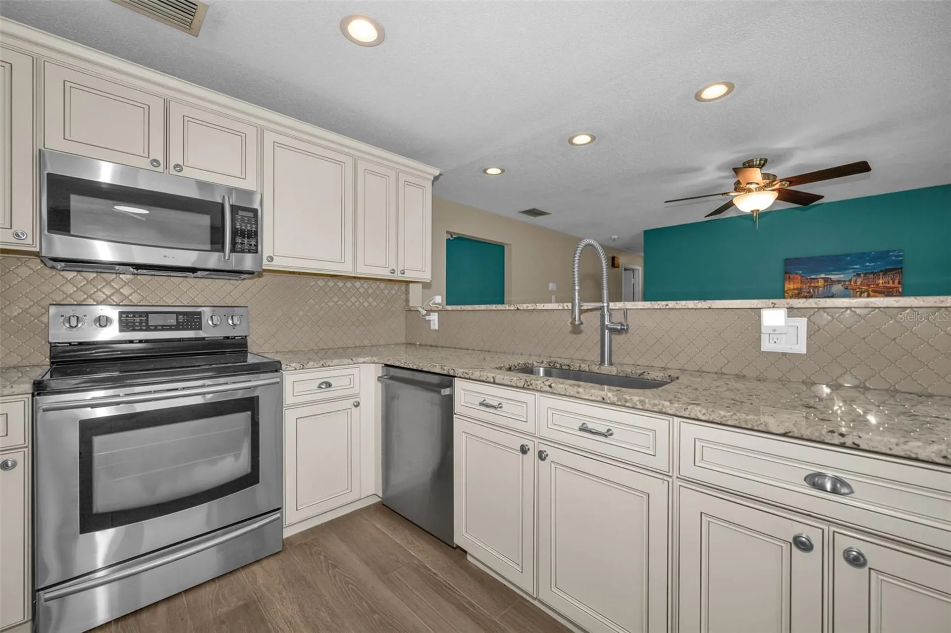 1541 Pleasant Grove Drive Dunedin FL 34698