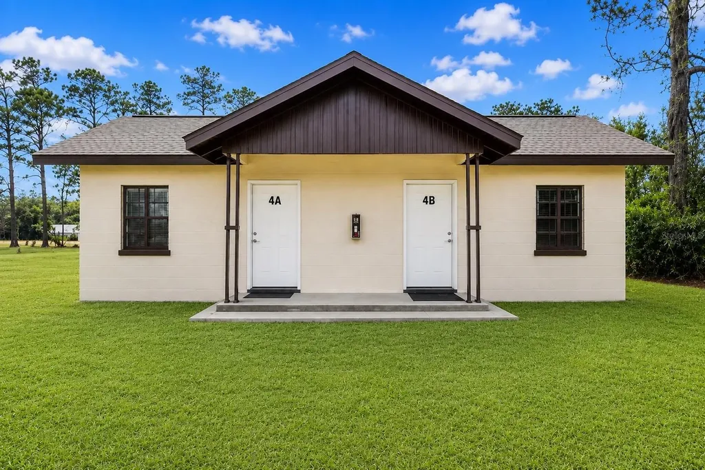 8010 SE Us Highway 301 Hawthorne FL 32640