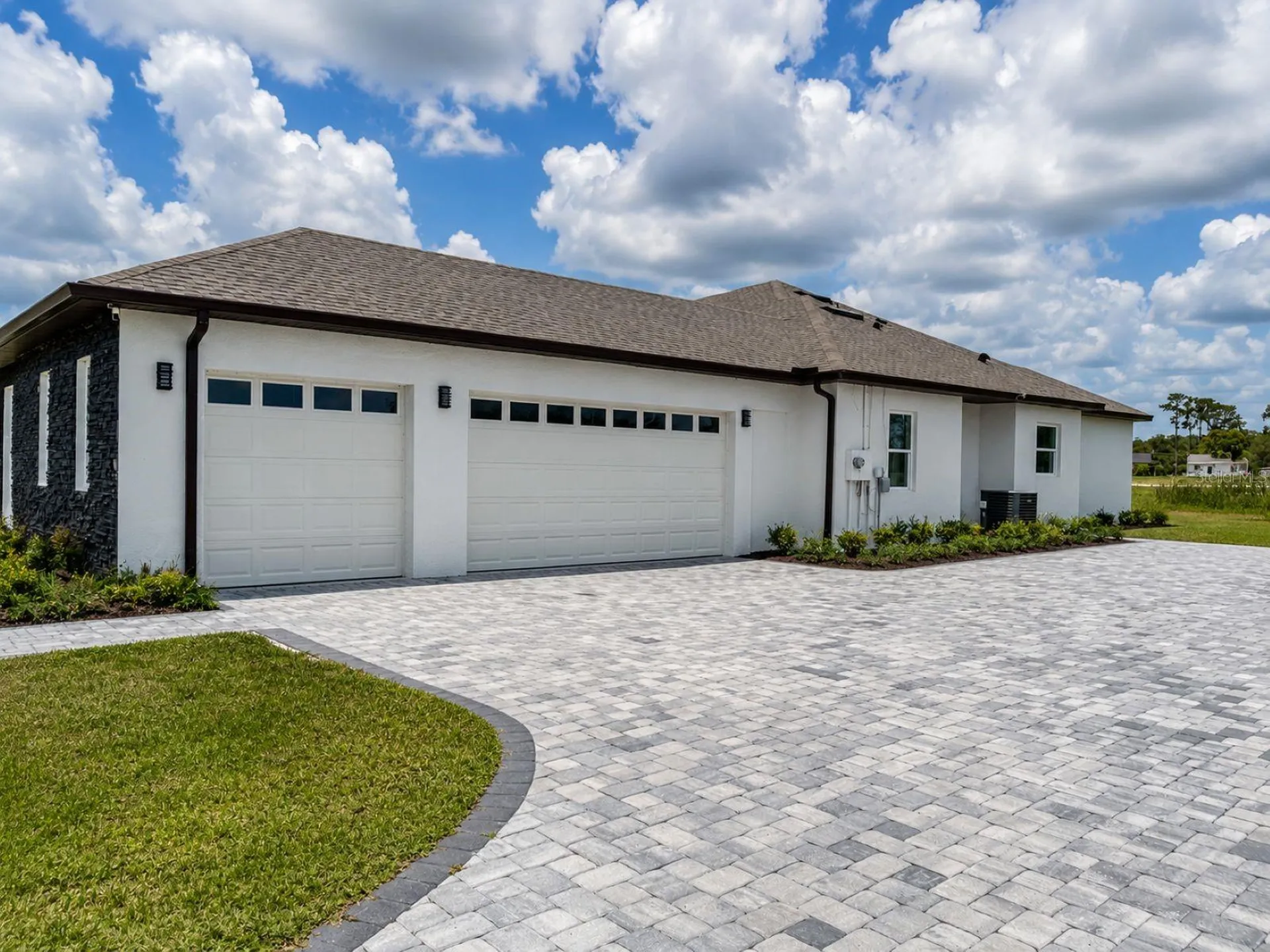 29121 Can Do Lane Tavares FL 32778