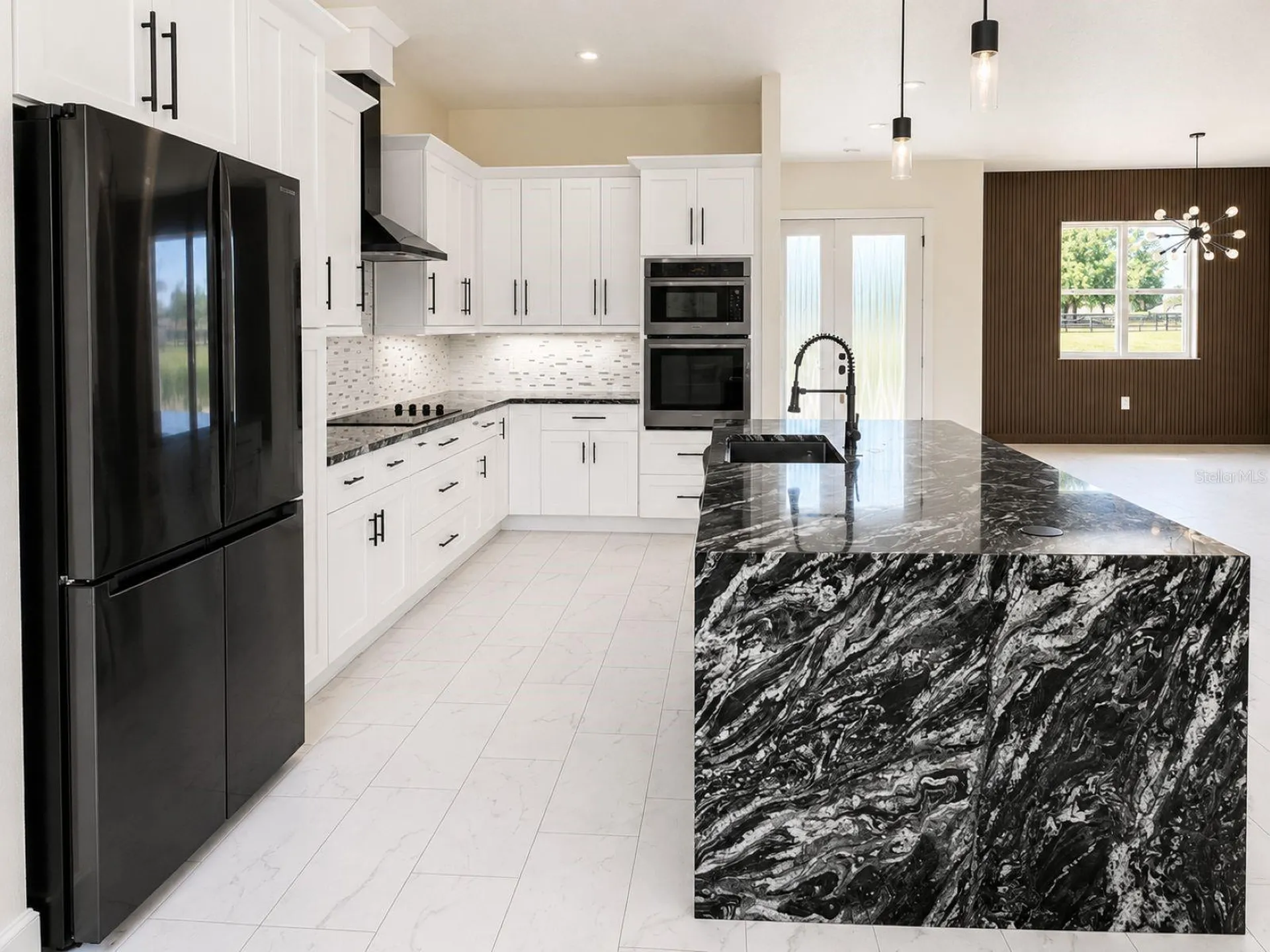 29121 Can Do Lane Tavares FL 32778