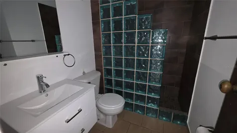 35 Urb Monte Verde Manati PR 00674