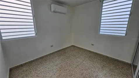 35 Urb Monte Verde Manati PR 00674