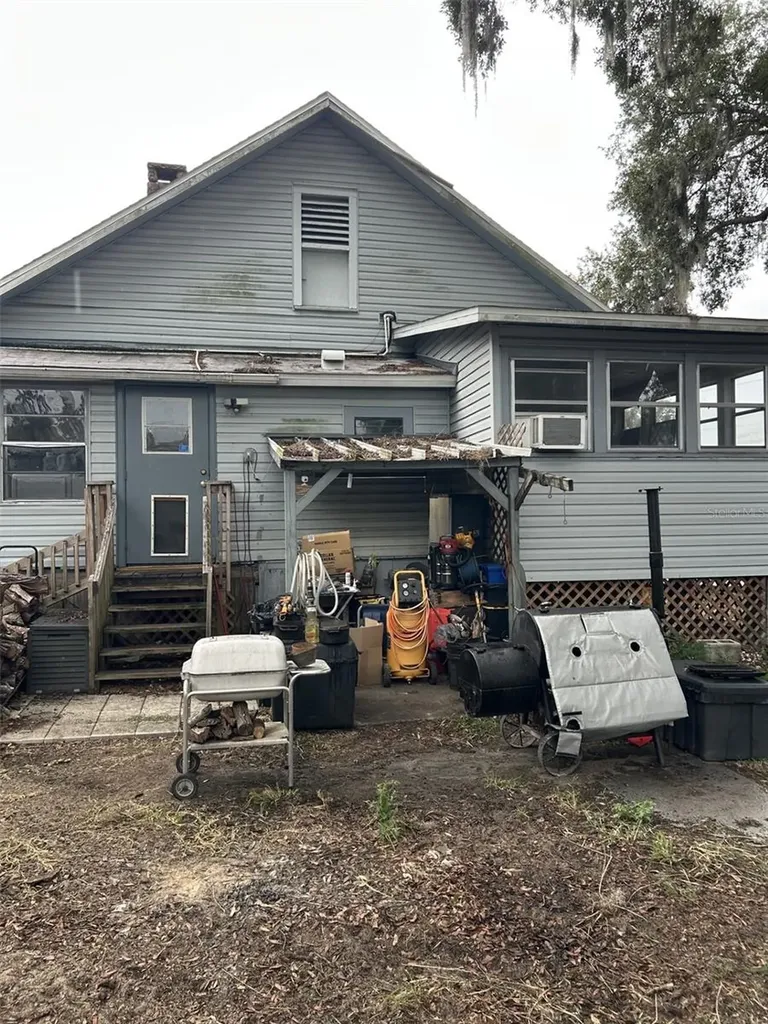 103 E Ward Avenue Eustis FL 32726