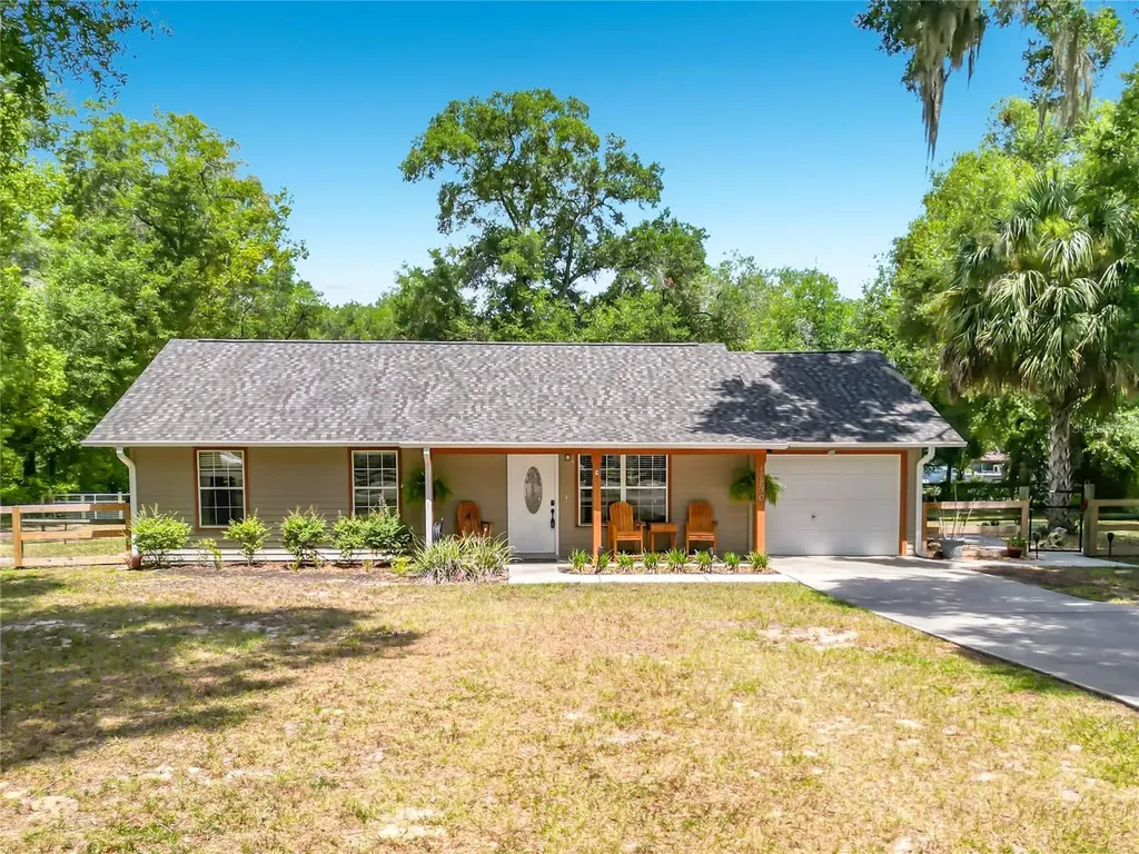 12290 SE 141st Avenue Road Ocklawaha FL 32179