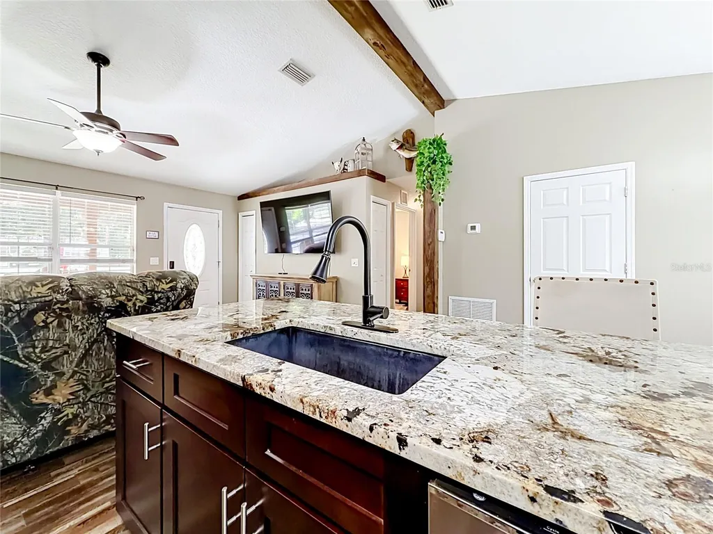 12290 SE 141st Avenue Road Ocklawaha FL 32179