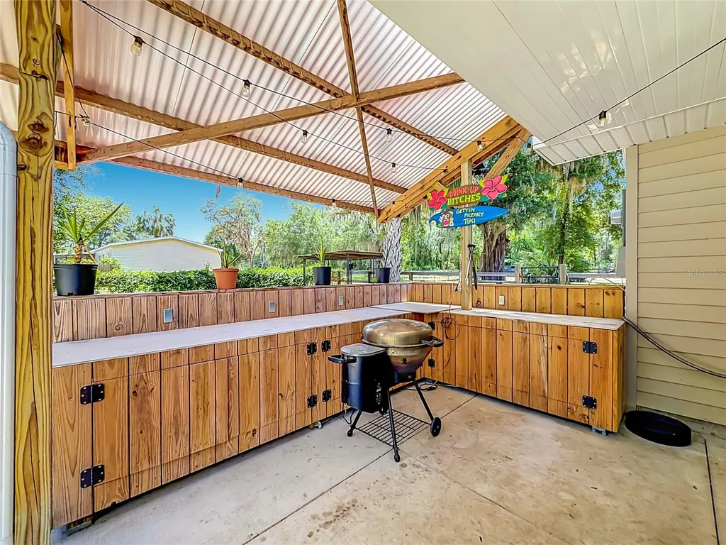 12290 SE 141st Avenue Road Ocklawaha FL 32179