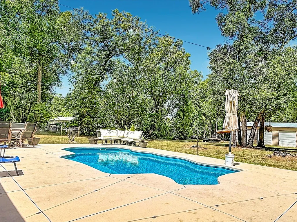12290 SE 141st Avenue Road Ocklawaha FL 32179