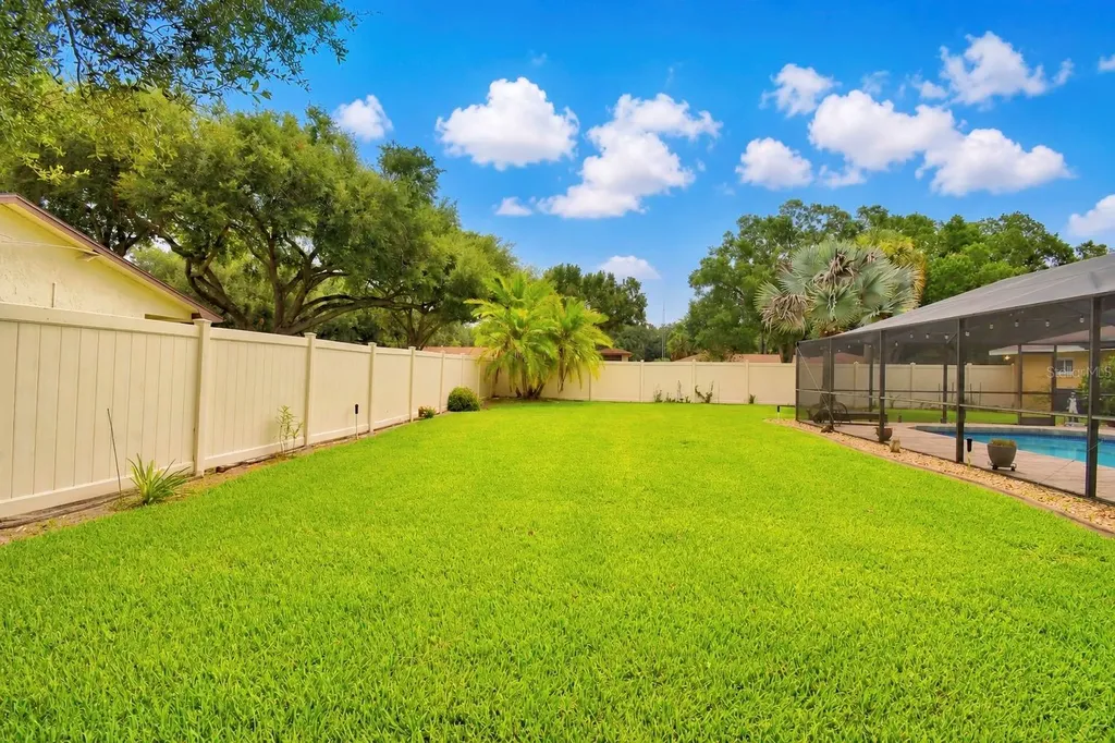 902 Crestview Drive Auburndale FL 33823