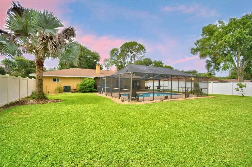 902 Crestview Drive Auburndale FL 33823