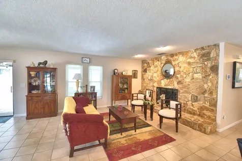 902 Crestview Drive Auburndale FL 33823