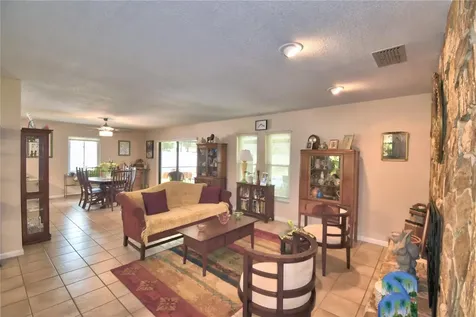 902 Crestview Drive Auburndale FL 33823