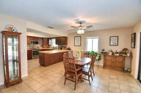 902 Crestview Drive Auburndale FL 33823