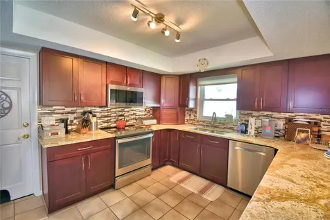 902 Crestview Drive Auburndale FL 33823
