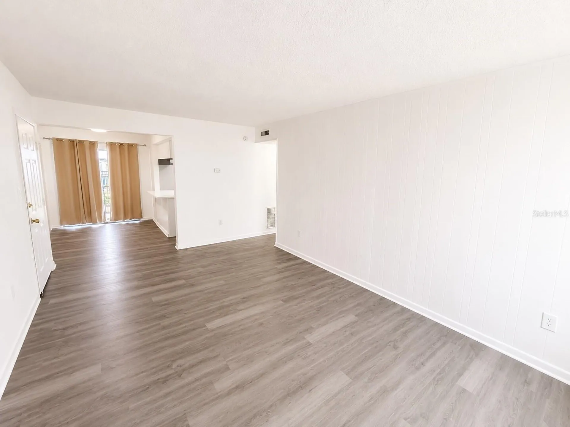 2789 L B Mcleod Road Orlando FL 32805