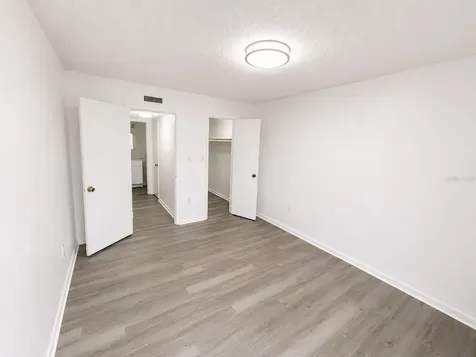 2789 L B Mcleod Road Orlando FL 32805