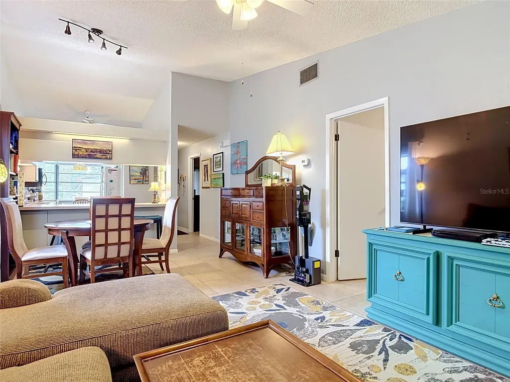 935 Eastridge Drive Debary FL 32713