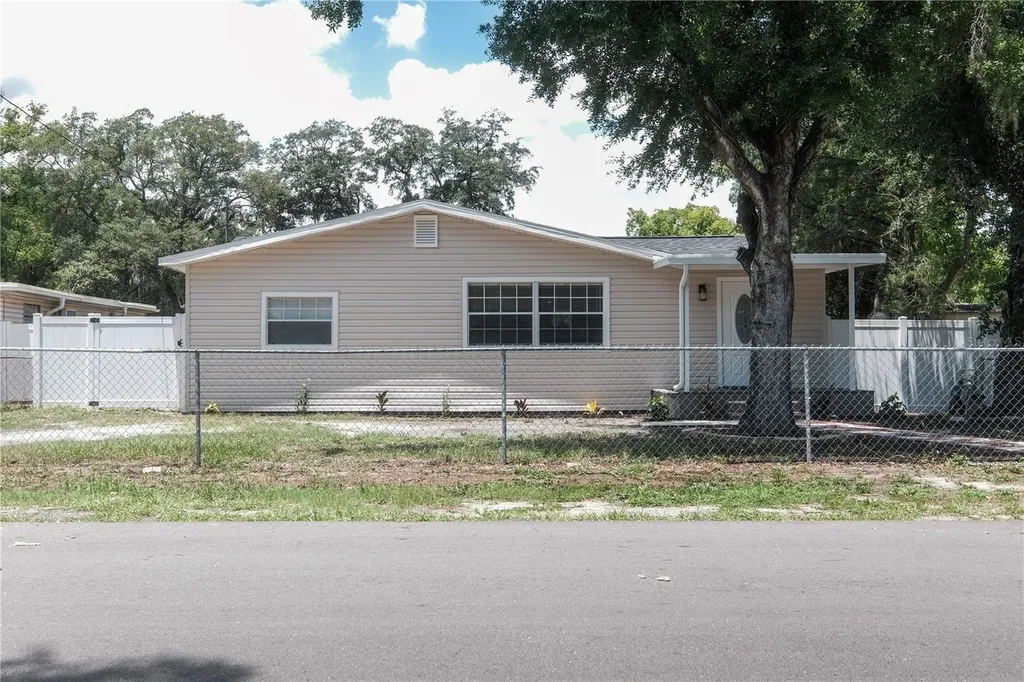 6018 N 49th Street Tampa FL 33610