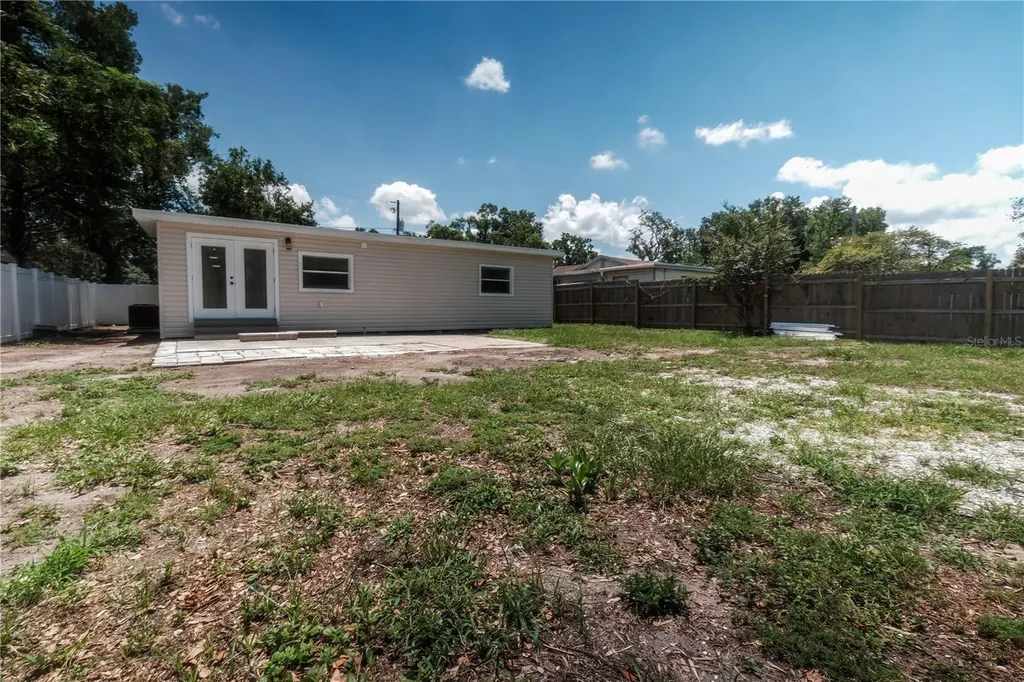 6018 N 49th Street Tampa FL 33610