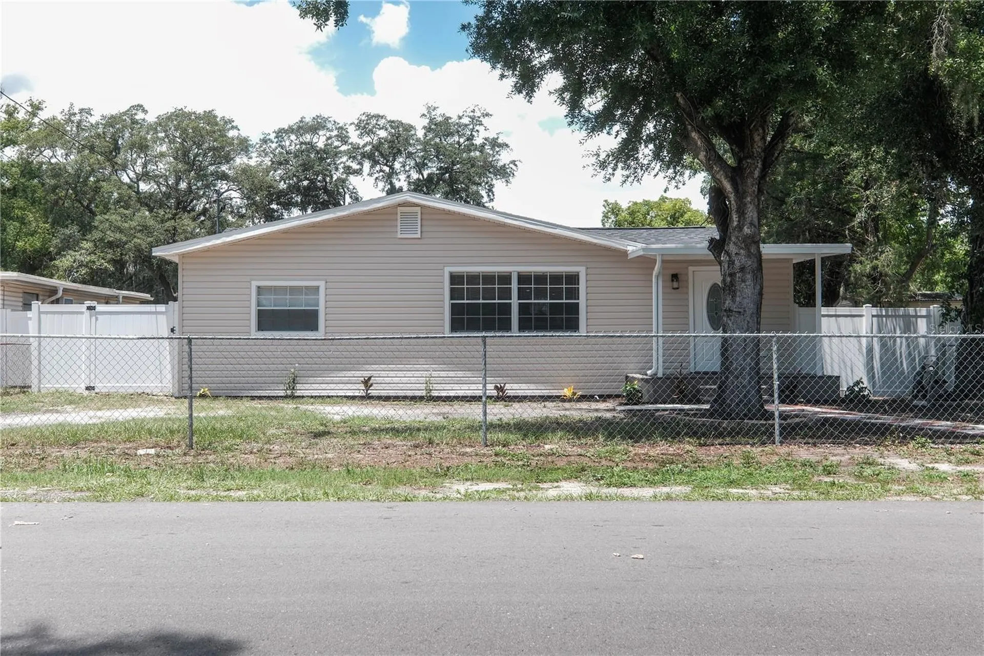 6018 N 49th Street Tampa FL 33610