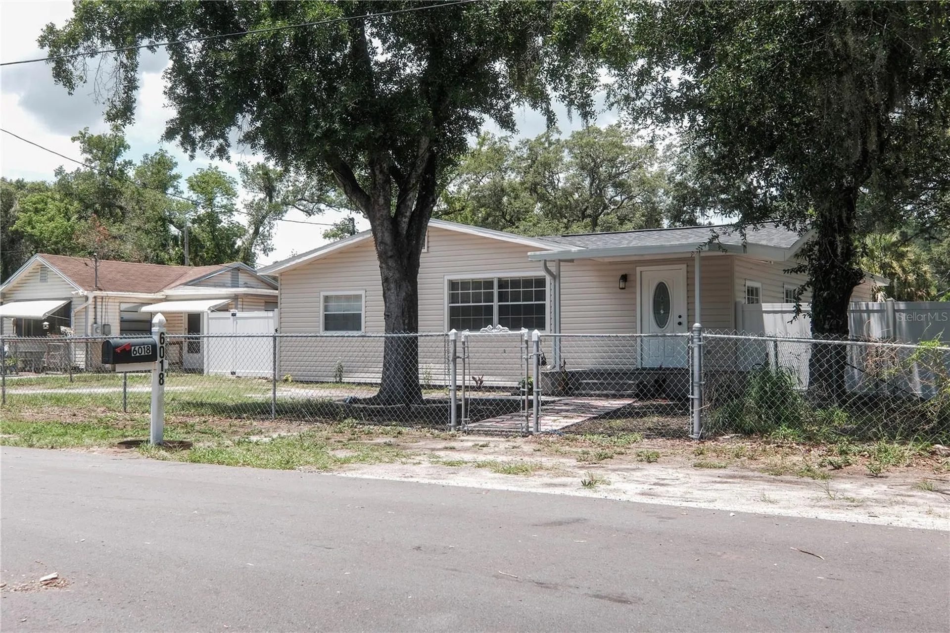6018 N 49th Street Tampa FL 33610