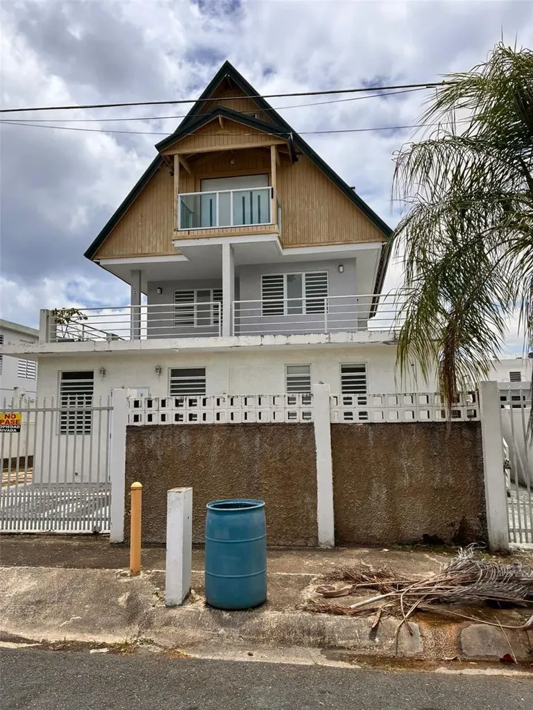 Calle E Dorado PR 00646
