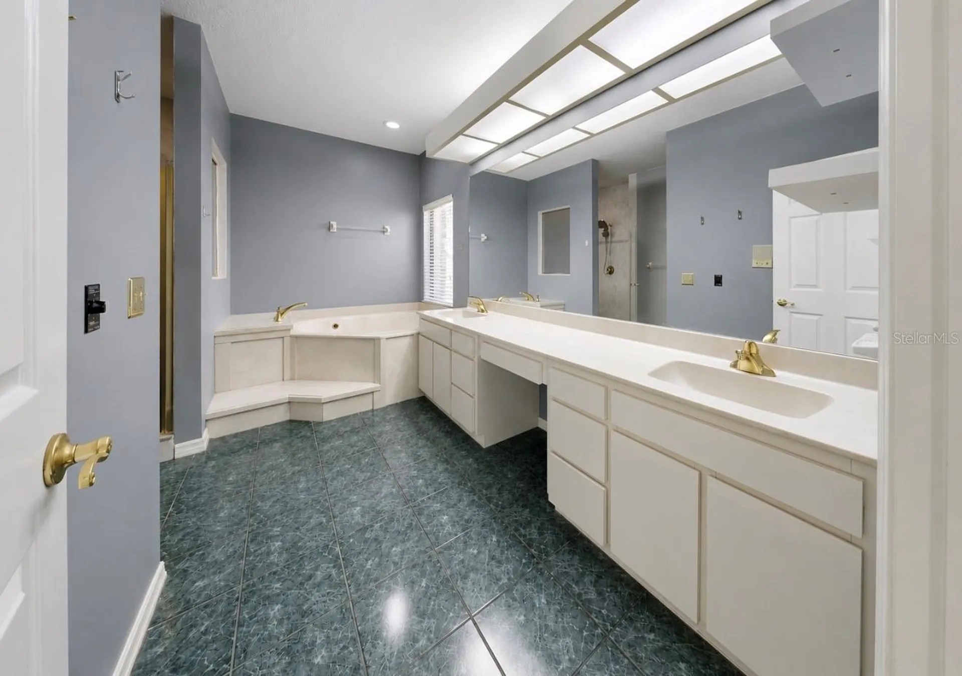 13104 Waterford Run Drive Riverview FL 33569
