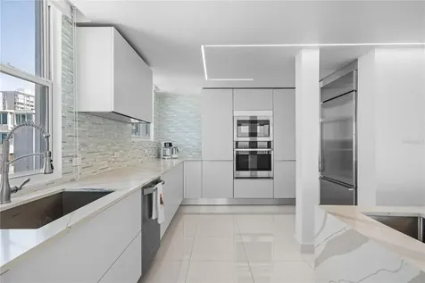 1379 Paseo Don Juan San Juan PR 00921