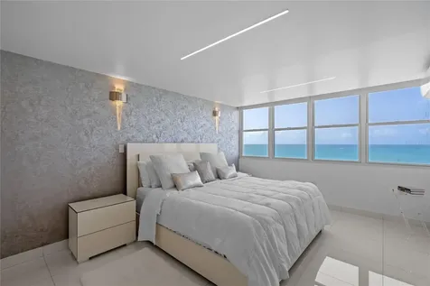 1379 Paseo Don Juan San Juan PR 00921