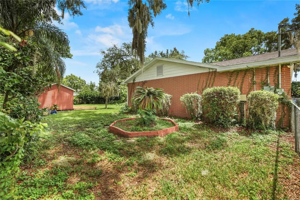 1805 Dierker Drive Valrico FL 33596