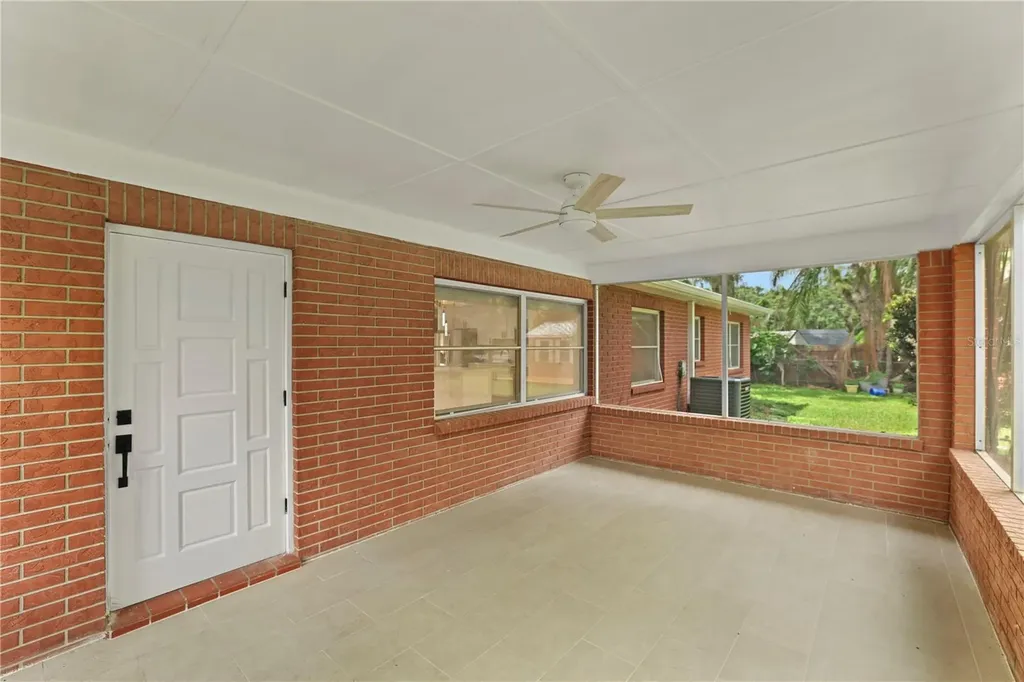 1805 Dierker Drive Valrico FL 33596