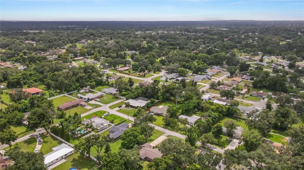 1805 Dierker Drive Valrico FL 33596