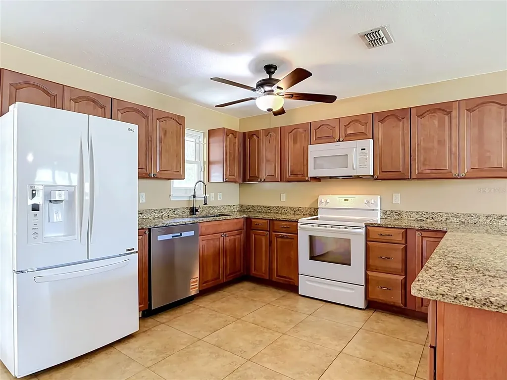 2300 Captain Drive Deltona FL 32738