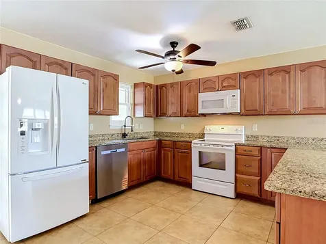2300 Captain Drive Deltona FL 32738