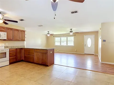 2300 Captain Drive Deltona FL 32738