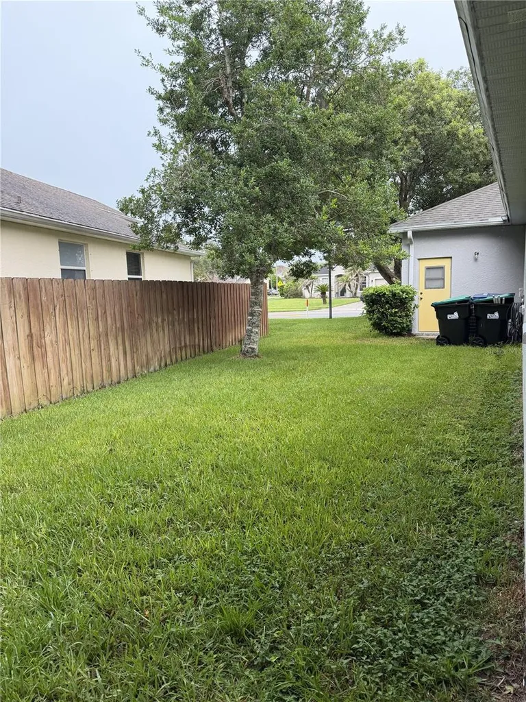 923 Bridgeway Boulevard Orlando FL 32828